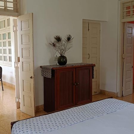 Srinekatan Heritage Villa Homestay Ahmedabad Exteriör bild