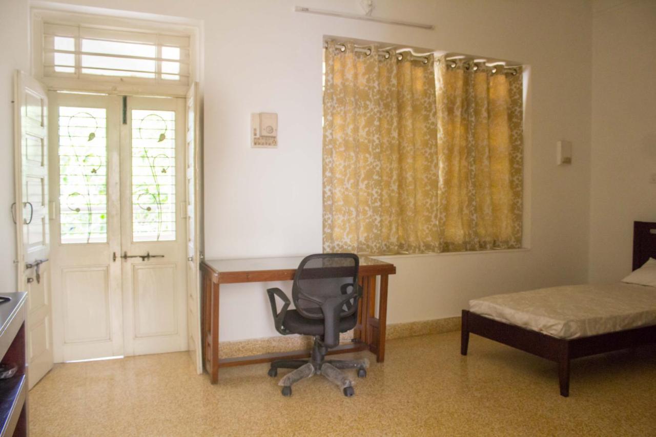Srinekatan Heritage Villa Homestay Ahmedabad Exteriör bild