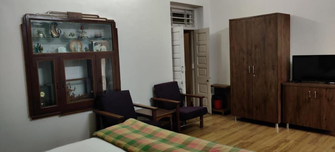 Srinekatan Heritage Villa Homestay Ahmedabad Exteriör bild
